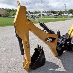 2003 CAT BH30W SKID STEER SWING BACKHOE ATTACHMENT - Image 2